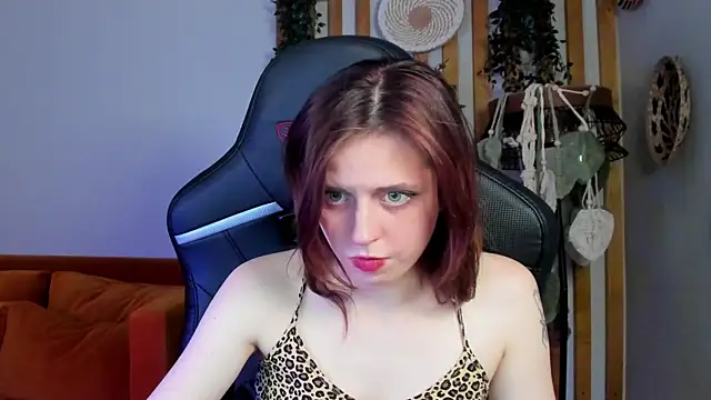 FreyaVeys webcam