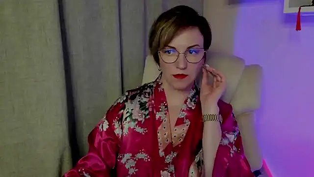feliziaDesire webcam