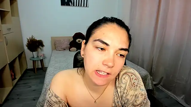 AlexaJuly webcam