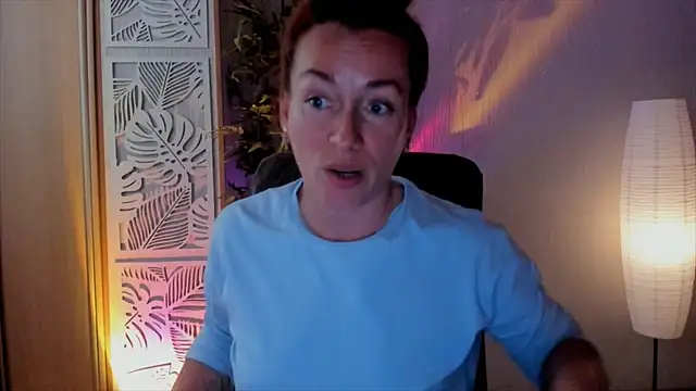 RebeccaMartinez webcam