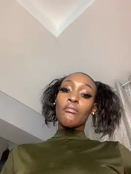 VeryGoodBadGirl1 webcam