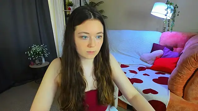 AlluringLookk webcam
