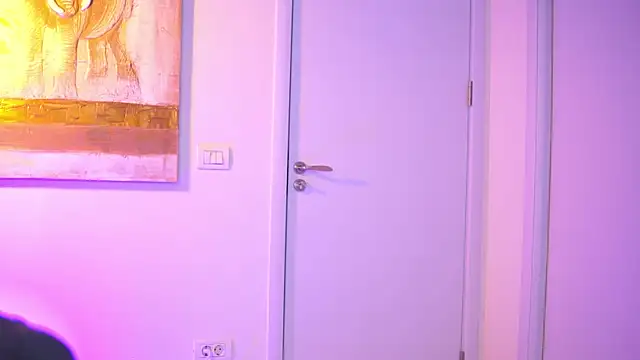 Aisha_Bee webcam