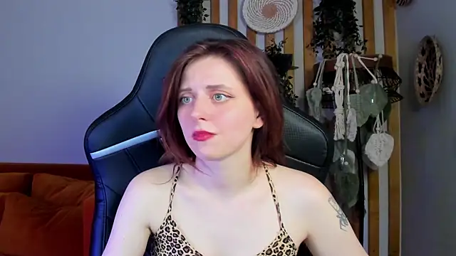 FreyaVeys webcam