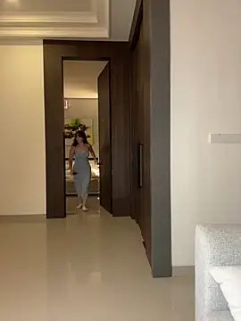 Sarahhh_xxx webcam