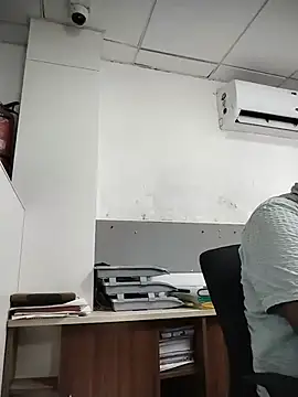 desi_lodo_gujju_boy (Ask my age) - Good Afternoon Friends Office Time'