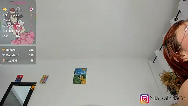 Mia-Valeria- webcam