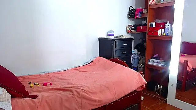 MariamGray1 webcam