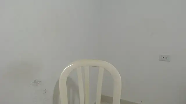 estefania224 live cam