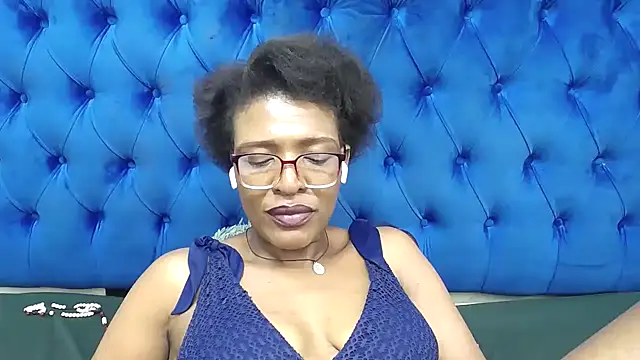 SpicyQueenxxxx webcam