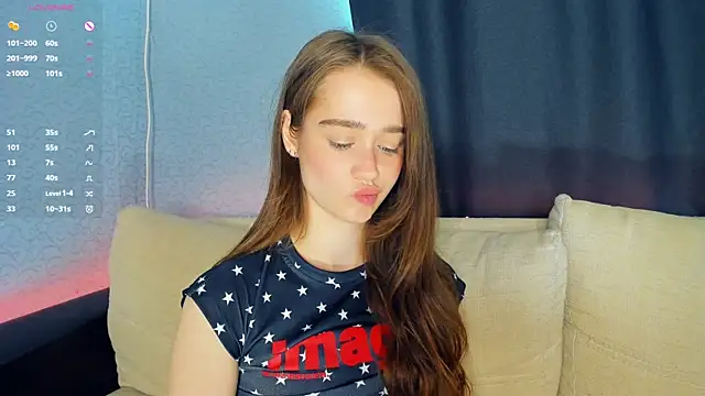 lovelyalivia webcam