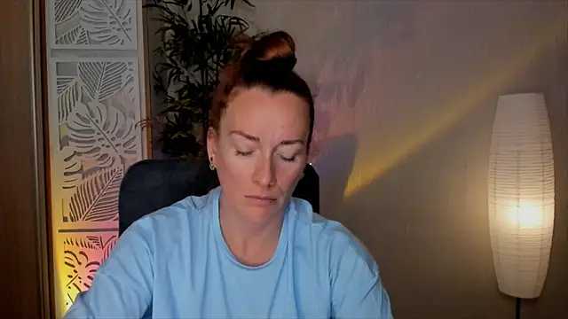 RebeccaMartinez webcam