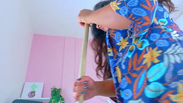 SeleneGibson__ webcam