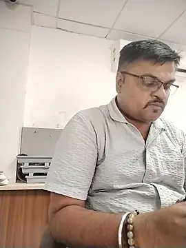 Desi_Lodo_Gujju_Boy webcam