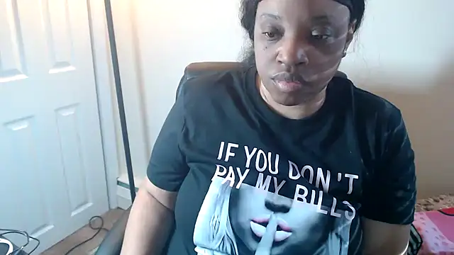 Sexymona1218 webcam