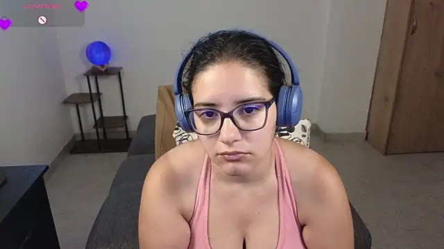 blue__moon_ - Blue__moon_'s free webcam - UK Sex Cams