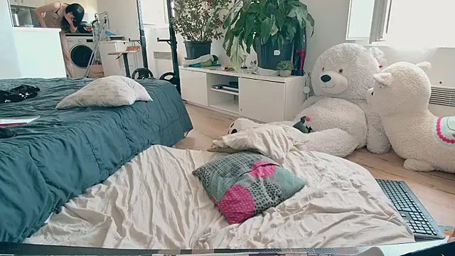 CeriseLapine webcam
