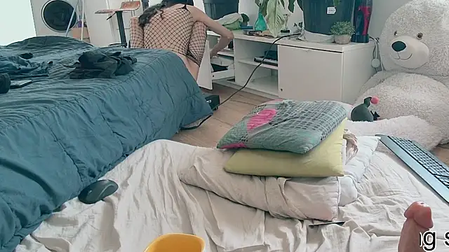 CeriseLapine live cam
