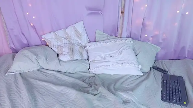 NanyMatrioska webcam