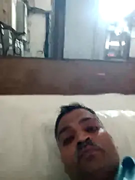 RandomSitcom webcam
