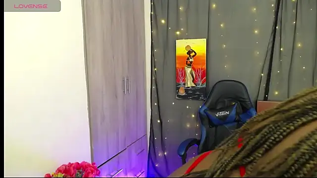 MONIQUE-LAMOUR webcam