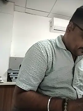 Desi_Lodo_Gujju_Boy webcam