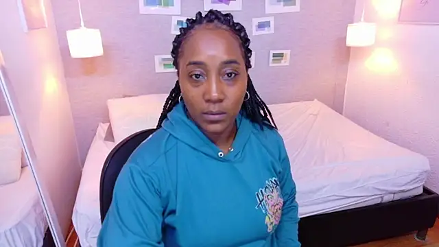 kiara_evanss webcam