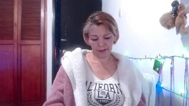 electra-mommy webcam