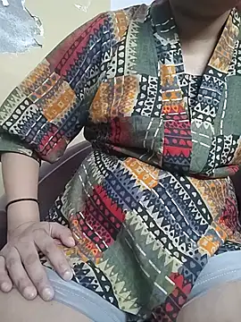 Ruhi_07 webcam