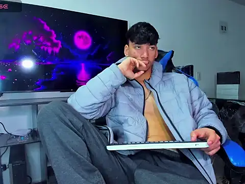 Lyam_Russo webcam