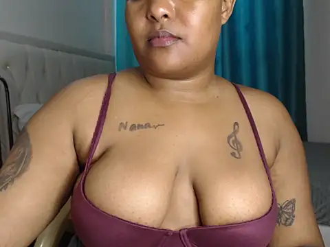 Mamacita_Boo webcam