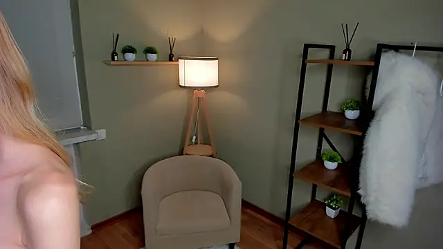PlushyMood webcam