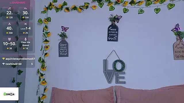 emiily_curly webcam
