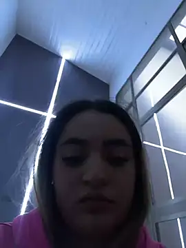 Antonella_Julieta webcam