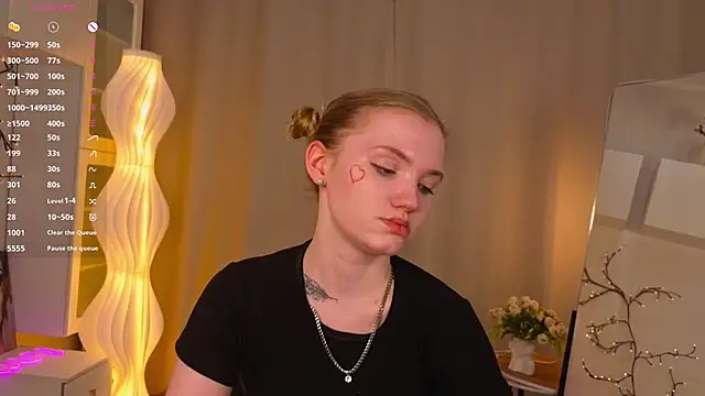 VallieFugate webcam