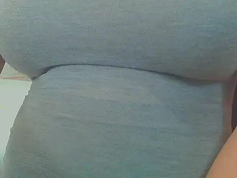 keepmepregnantT webcam
