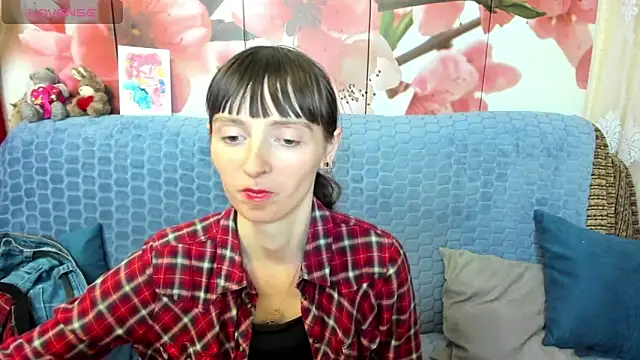 TayanaJons webcam