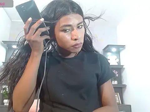 Naomisaenz01 webcam