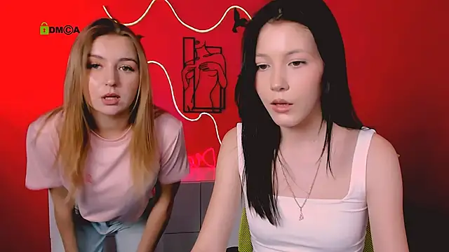lina_moone Live Webcam on Stripchat