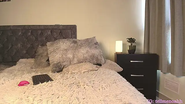 Hairyparadise webcam