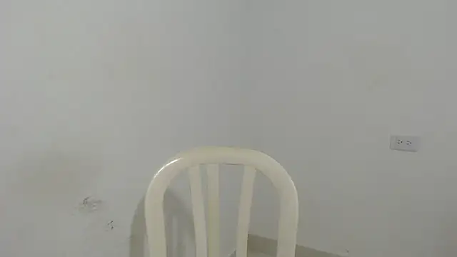 estefania224 live cam