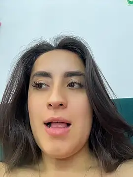 Antonella_Julieta webcam