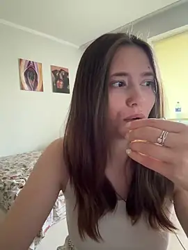 Sabrina_shells webcam