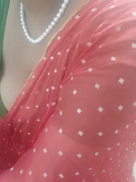 Reshma-09 webcam