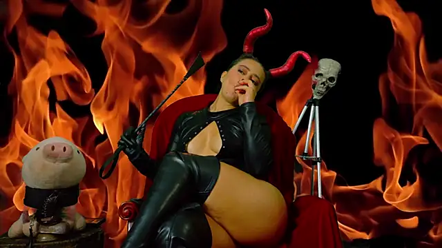 MistressSlut1 webcam