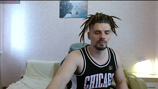Aestheticguy101 webcam