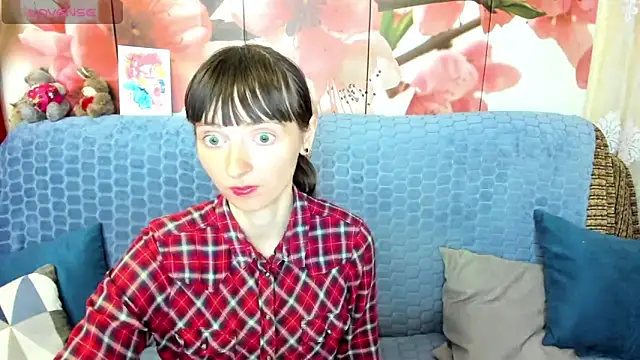 TayanaJons webcam
