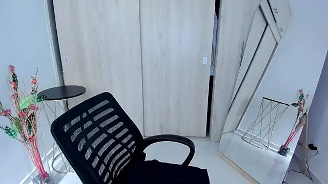 Adele_Sweett webcam