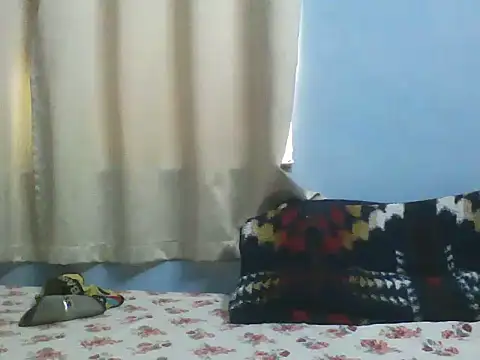 Danielreddybold webcam