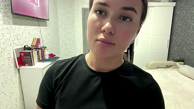 cuteshowy webcam